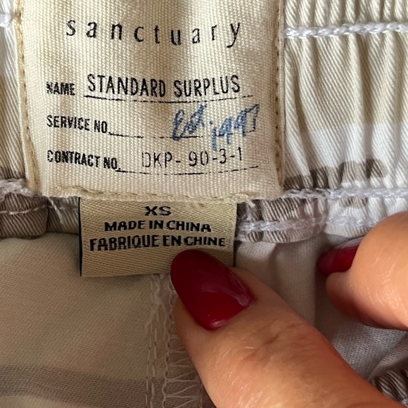 Sanctuary neutral camouflage print cargo joggers size XS - Picture 11 of 11